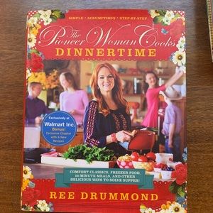 Like new! Pioneer Women Dinnertime Cook Book